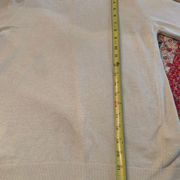 Sweater - Picture 4 of 6